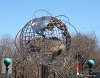 мы запарковали машину недалеко от Центрального Парка и пошли в парк